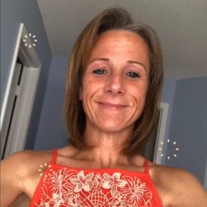 Meet your Posher, Debra